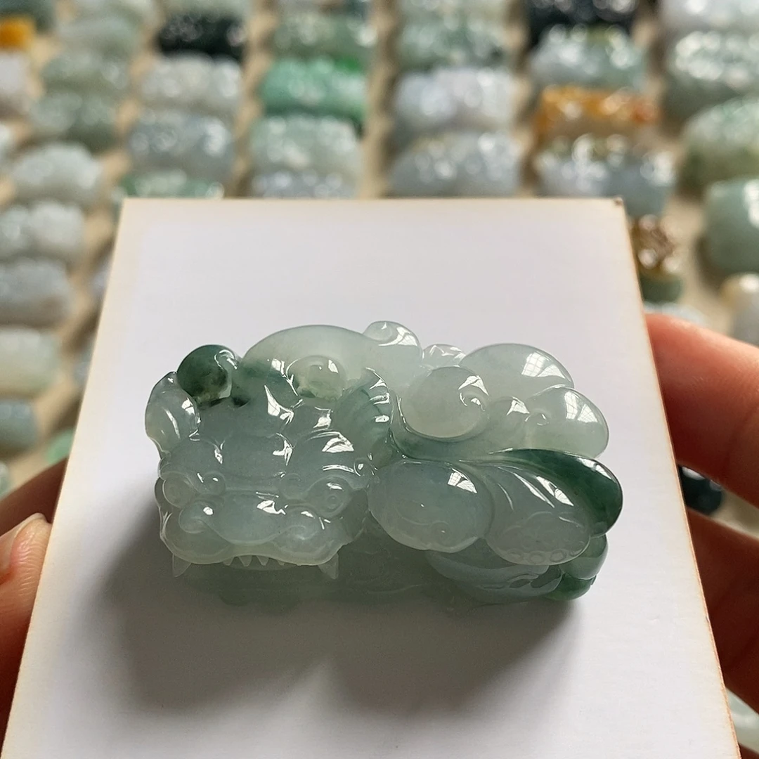 翡翠未镶嵌颈饰天然翡翠貔貅吊坠