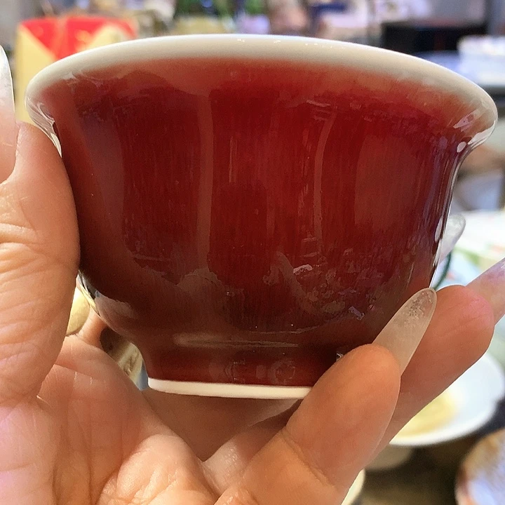 器物的色彩搭配起来很漂亮29