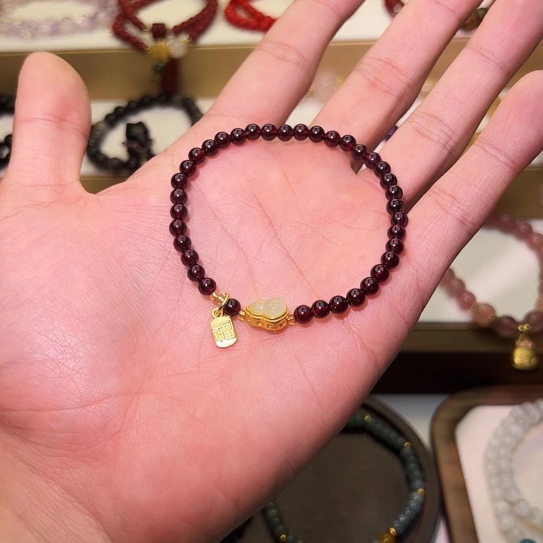 石榴石手串未镶嵌