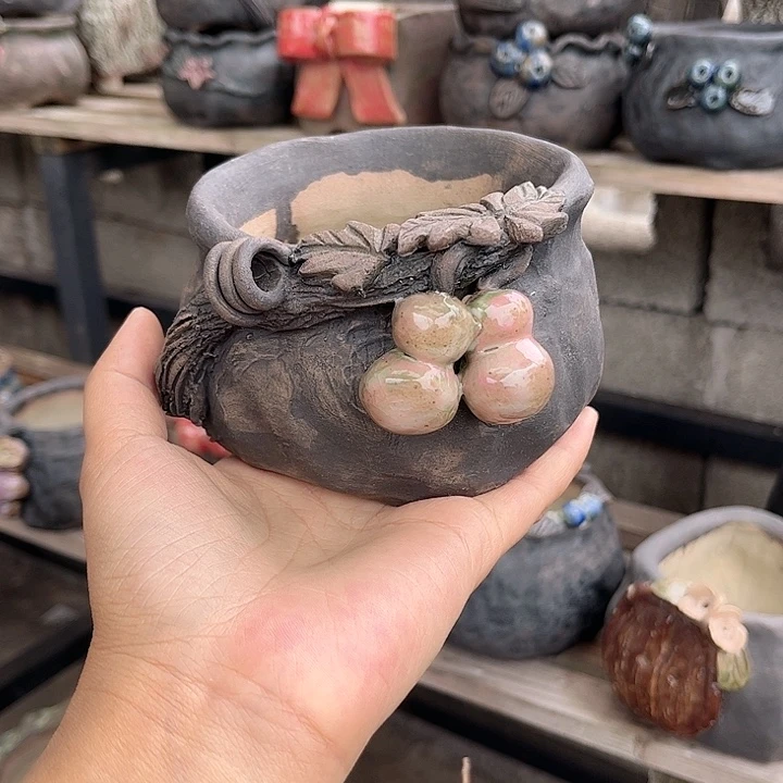 红陶果**白这个世界就是个