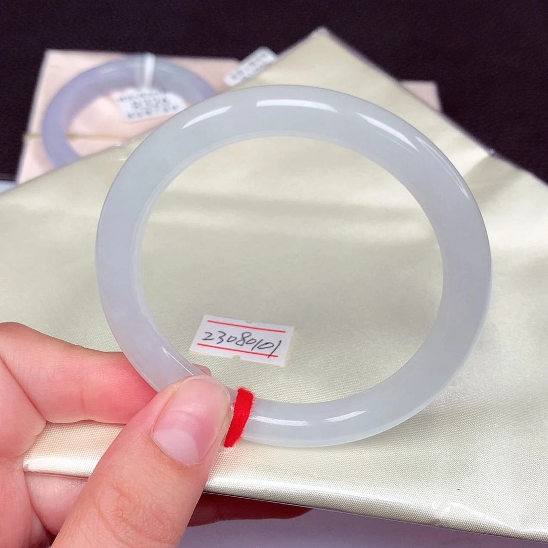 翡翠未镶嵌手镯（圆镯）美人条52