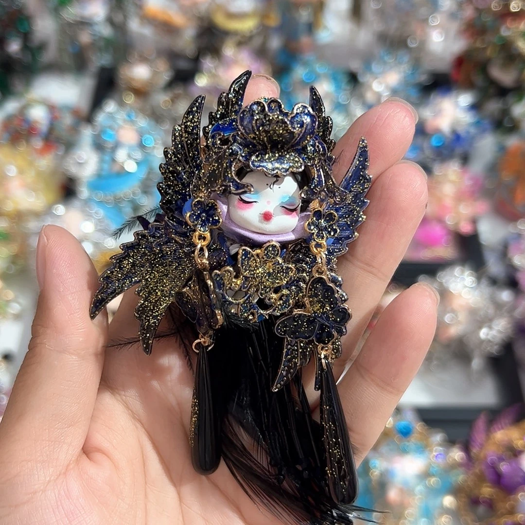 毛绒黑蓝金色改娃