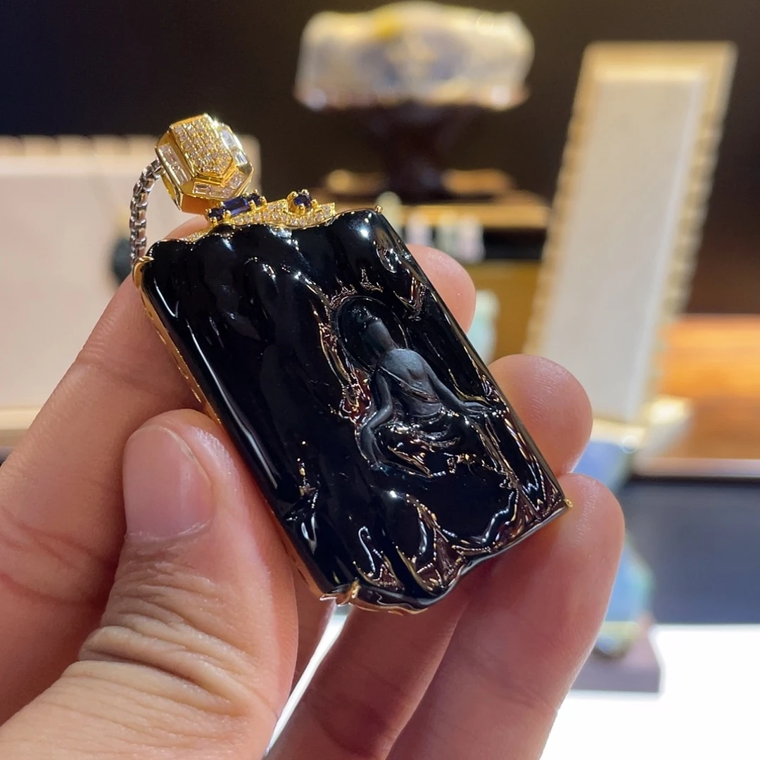 翡翠18K金镶嵌颈饰悟道