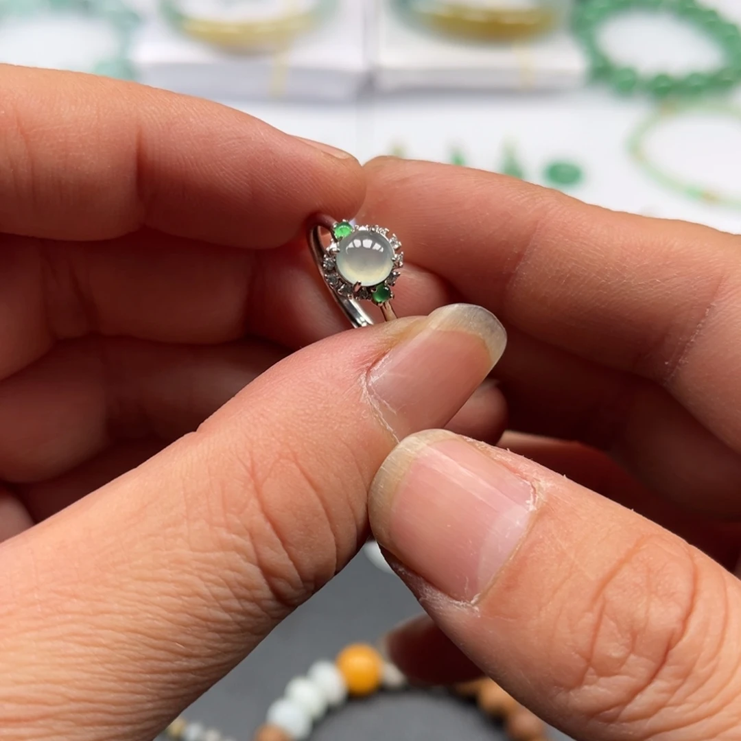 翡翠银S925镶嵌戒指福利