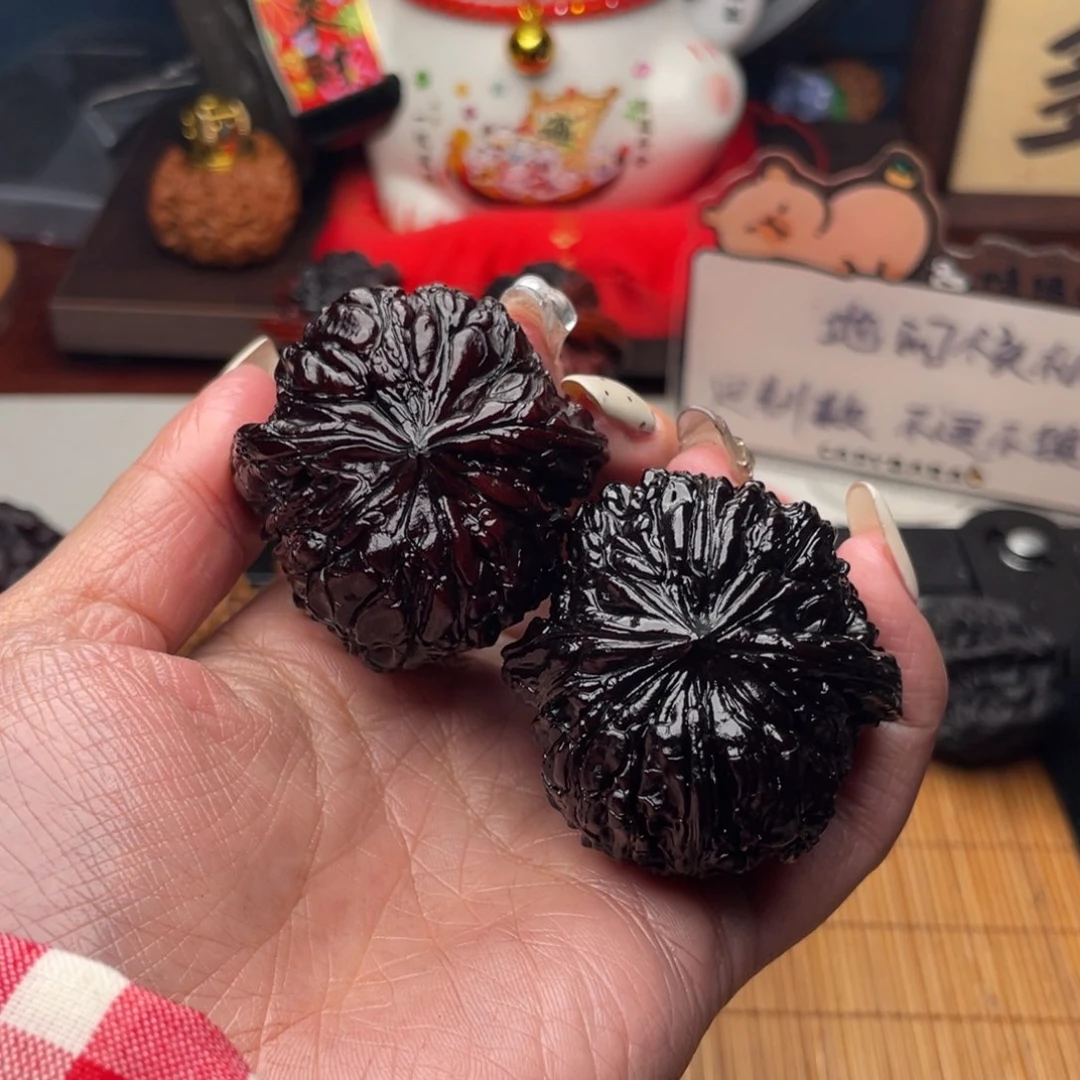 吊坠文玩核桃闷墩