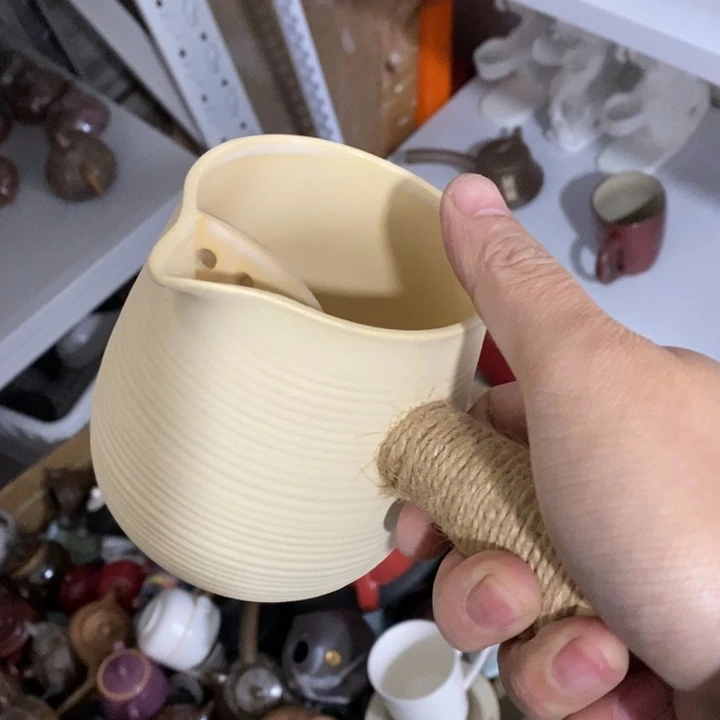 陶瓷艺术品及陶瓷壶