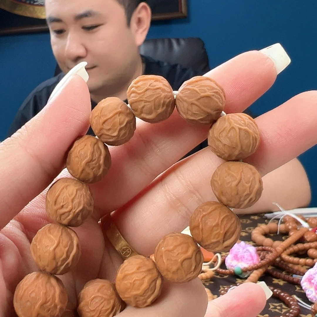 手串猴头核桃大****店毒液