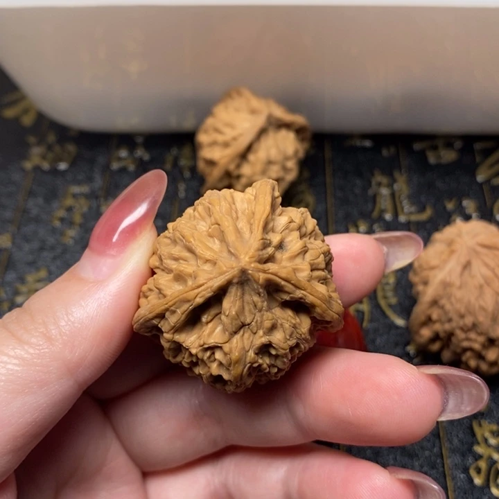 星***享文玩核桃吊坠文玩核桃异形单只