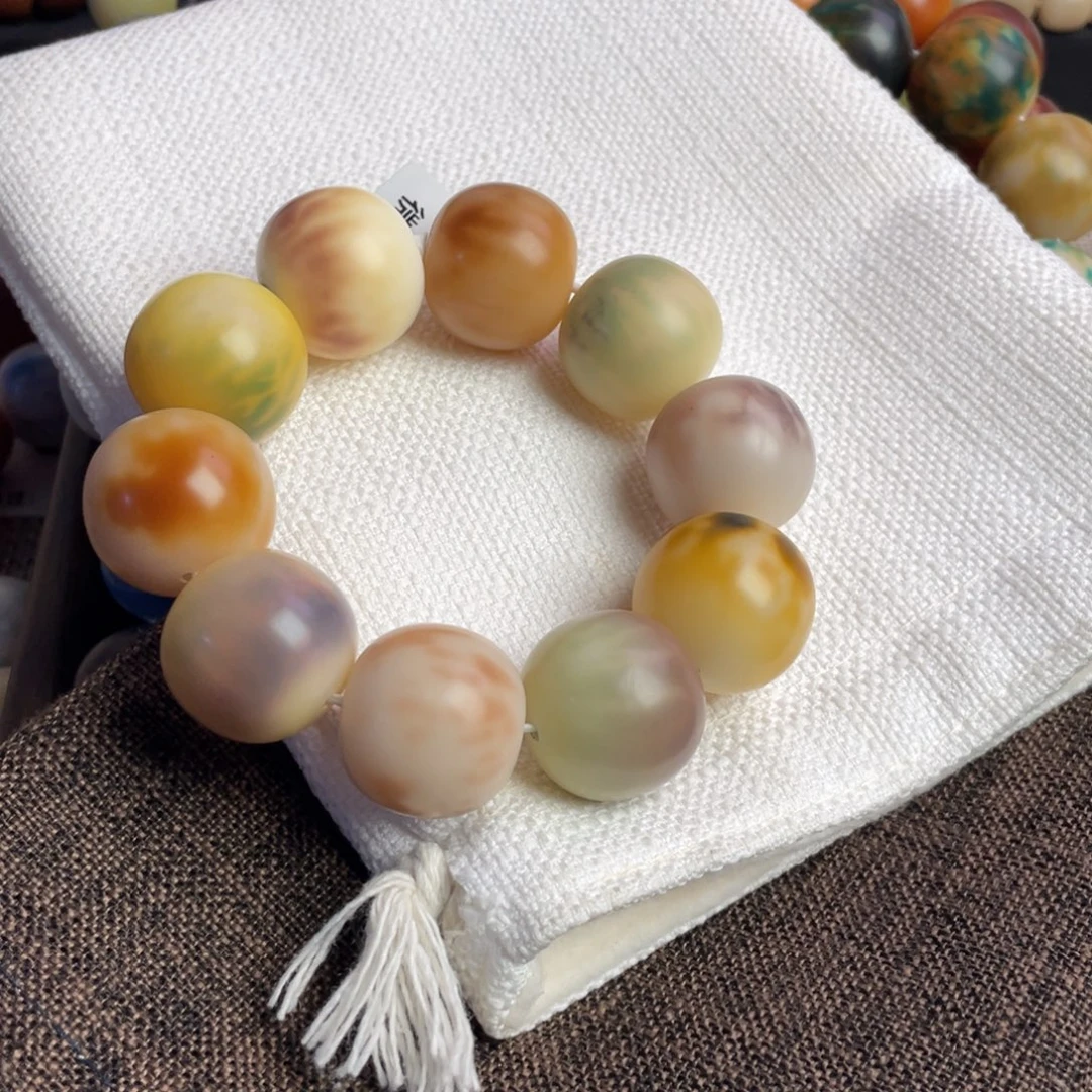 初***Ф吊坠菩提根/象牙果25，微瑕