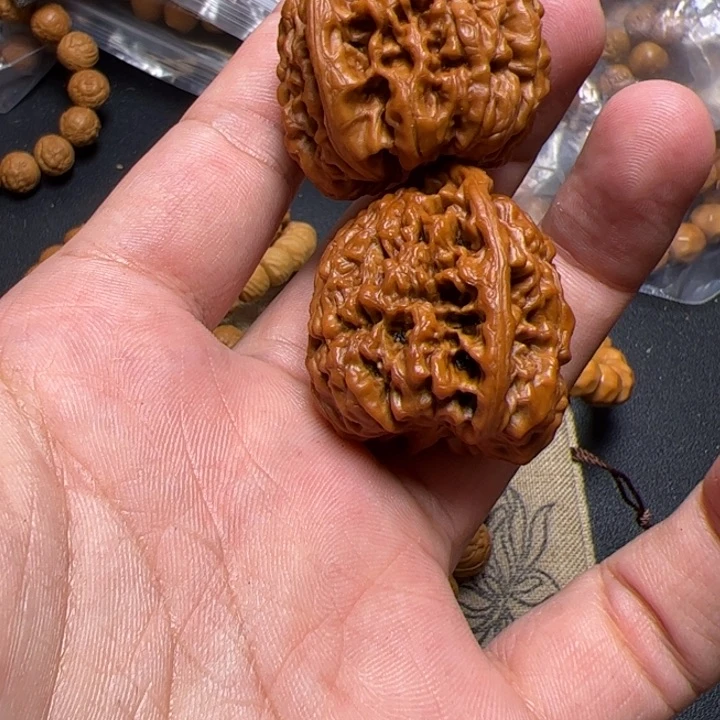 猴头核桃手串啦啦