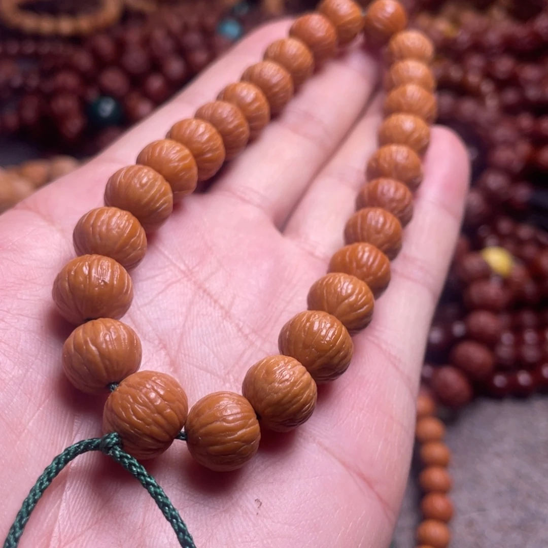 手串猴头核桃11左右小凤羽。泛油款