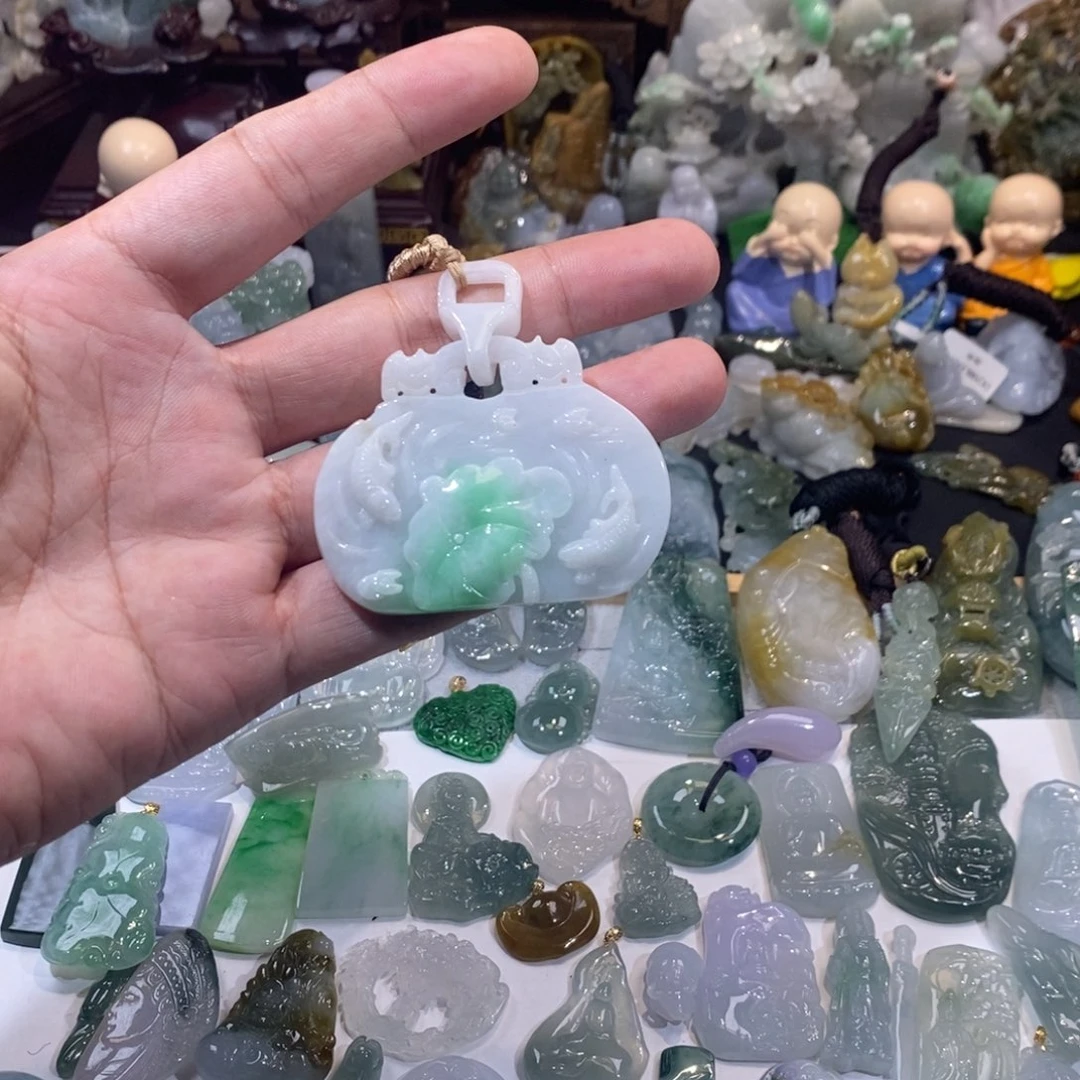 翡翠未镶嵌吊坠(不含链)荷叶鱼