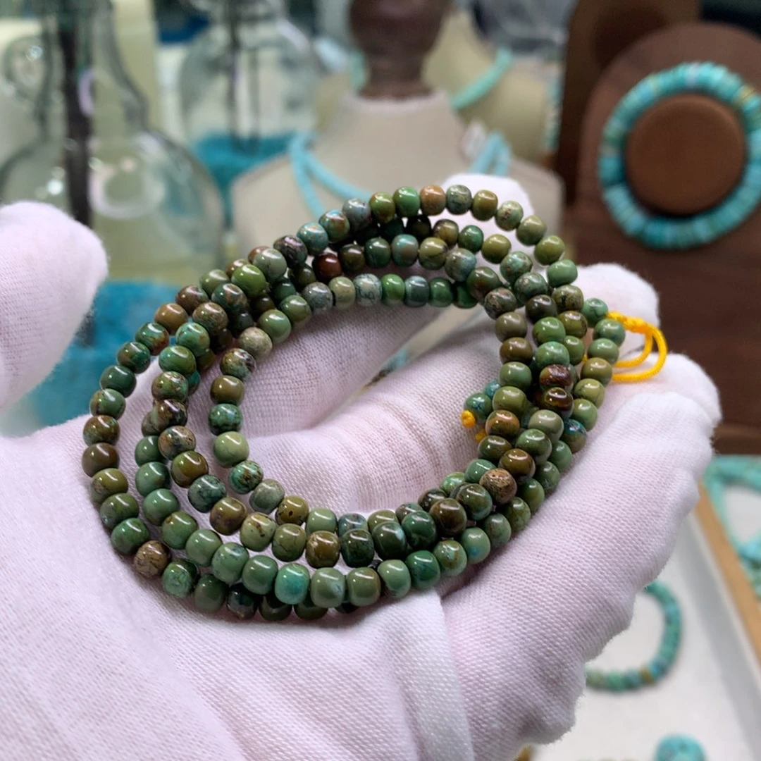 绿松石未镶嵌饰品