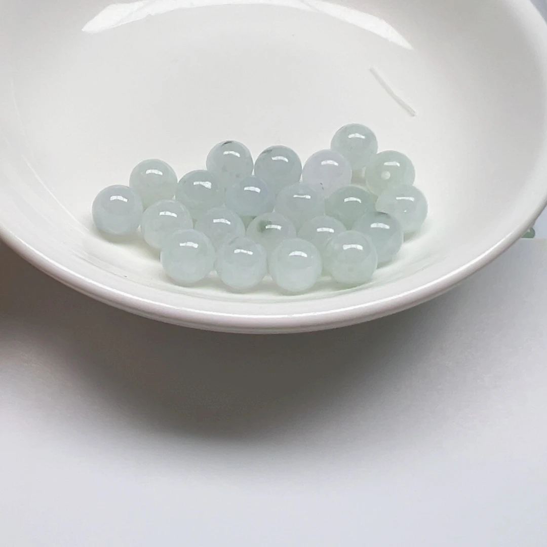 翡翠散珠春*纯天然缅甸翡翠A货卡8，18颗分5单