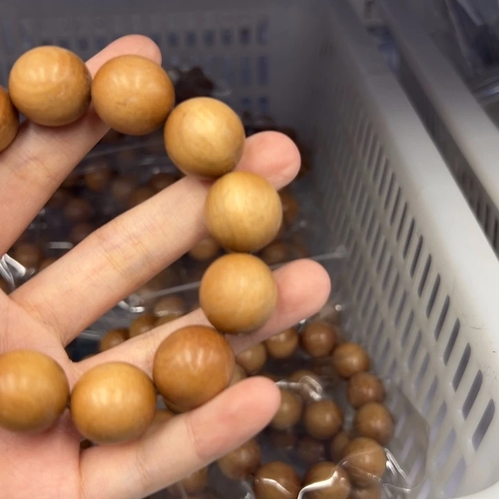 白玉菩提手串黄色348