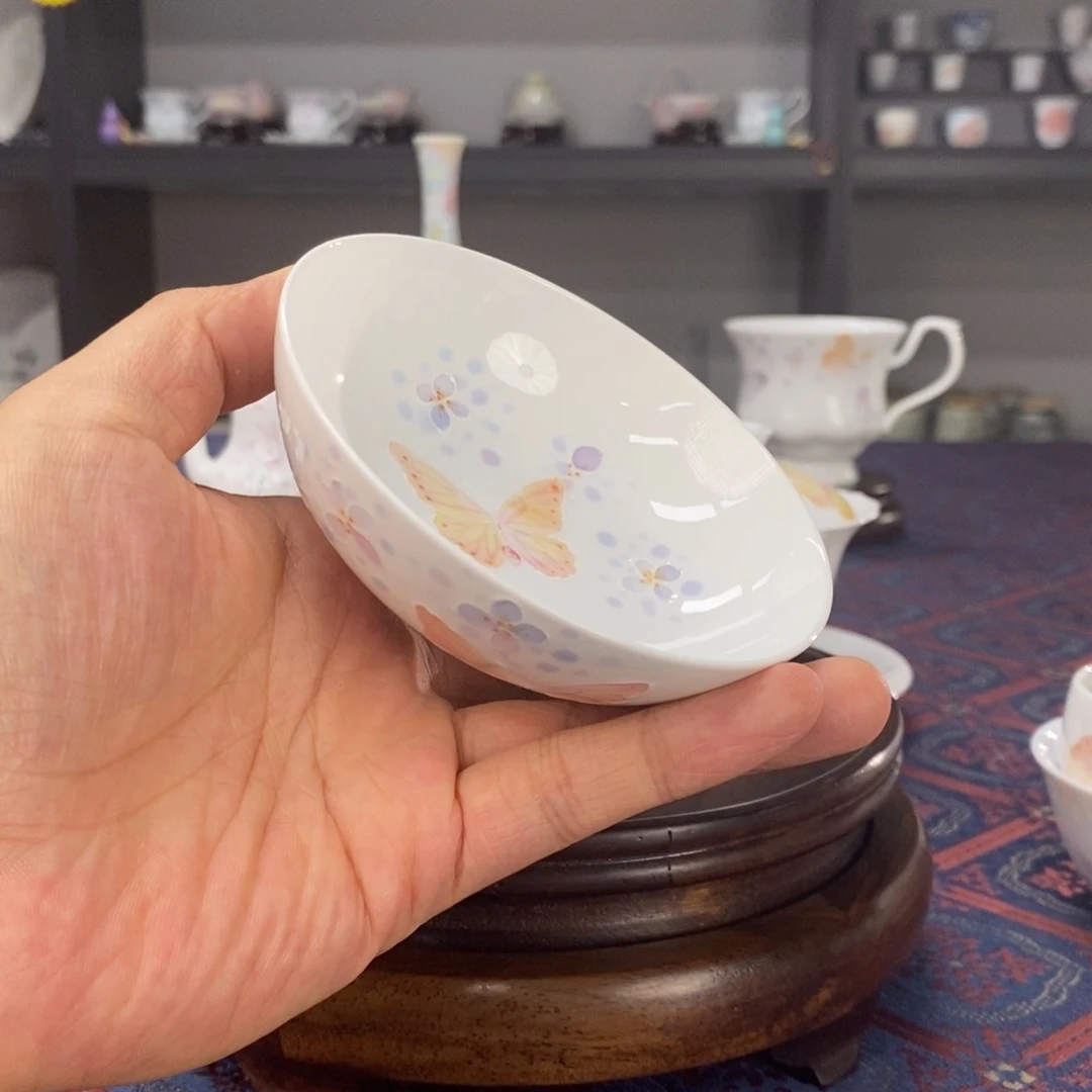 蝶恋花品茗杯手绘釉下高温