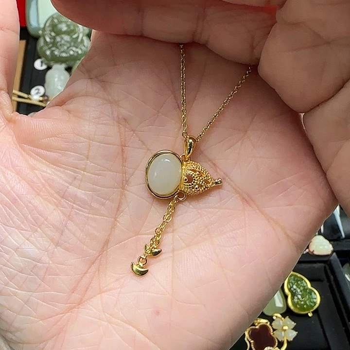 颈饰银S925镶嵌和田玉