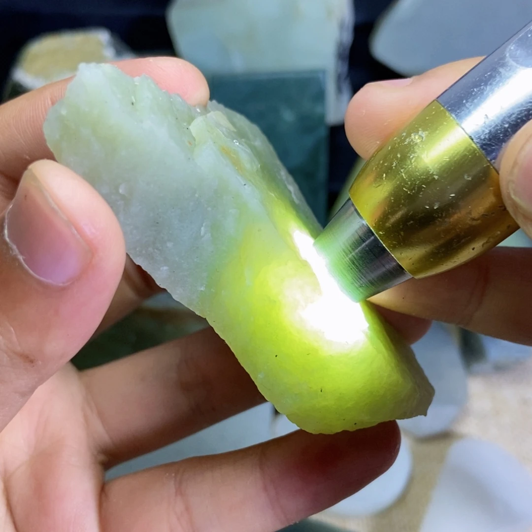 未镶嵌和田玉珠宝奇石