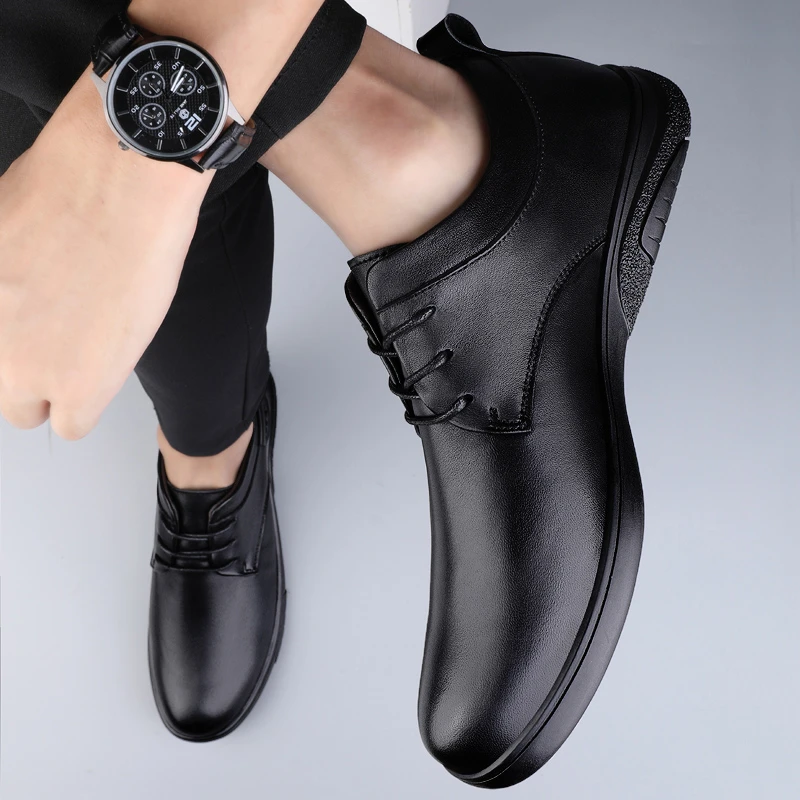 2025春季新款男士正装皮鞋舒适透气软底软面休闲防滑耐磨爸爸鞋子