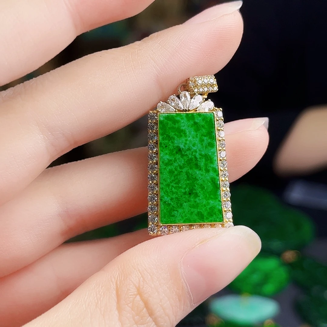 颈饰银S925镶嵌翡翠多样性