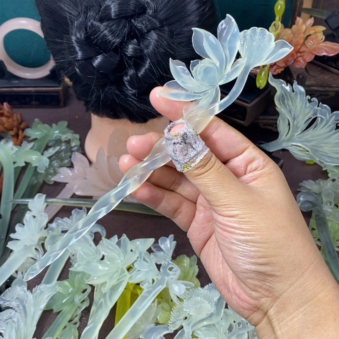 芙***风蛇纹石玉未镶嵌发饰