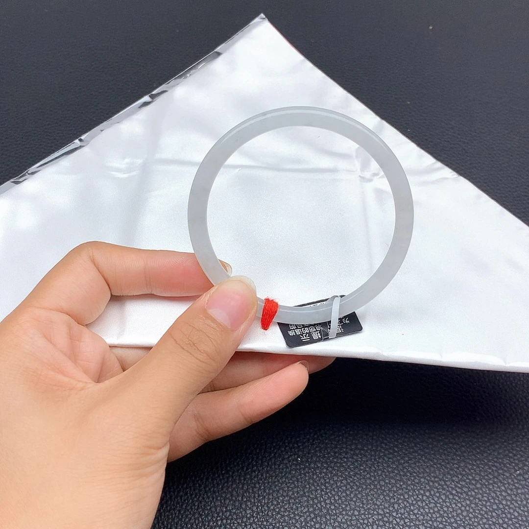 翡翠手镯未镶嵌U*56圈口