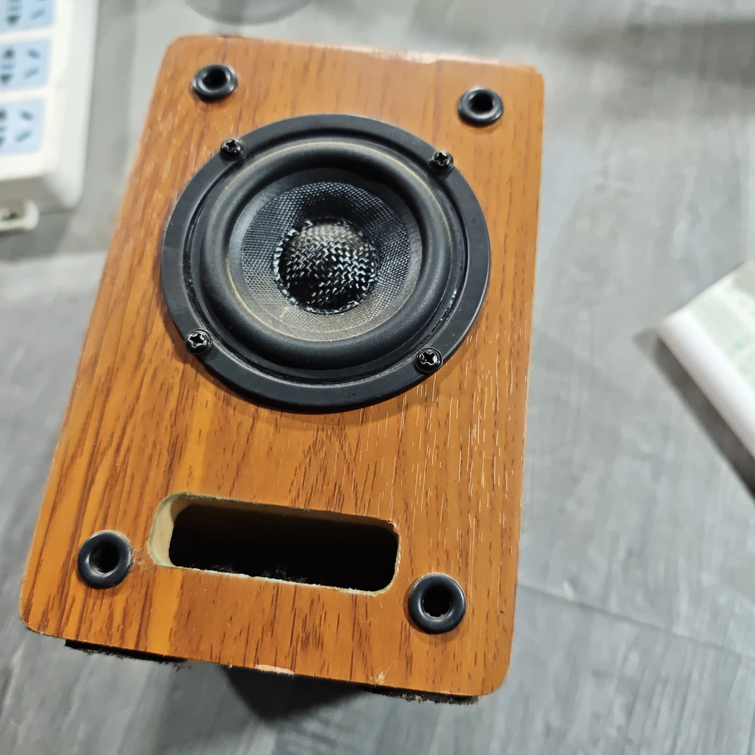 三寸带音箱壳一个的价格。音箱