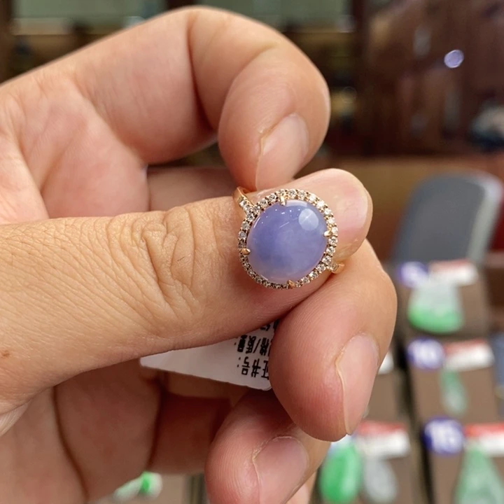 翡翠18K金镶嵌耳饰戒指