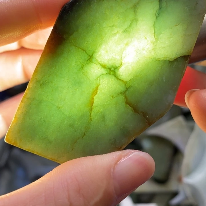 翡翠裸石翡翠边角料