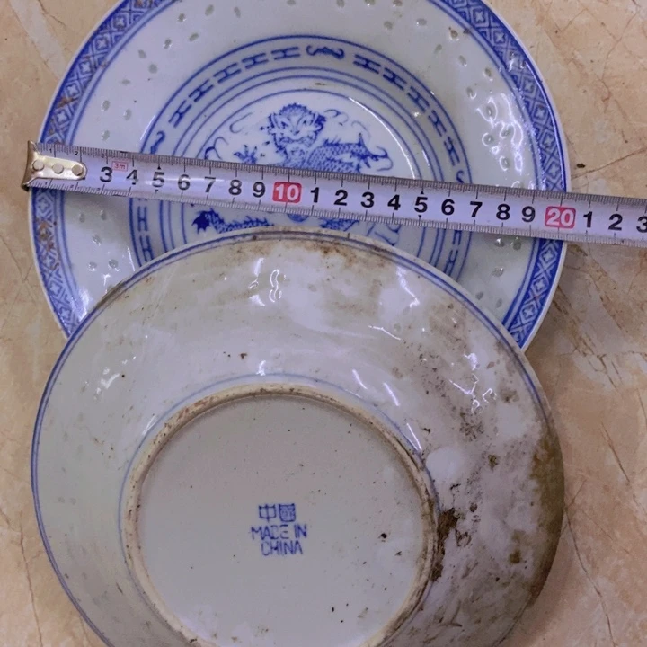 摆件2个20.5厘米玲珑龙纹深盘