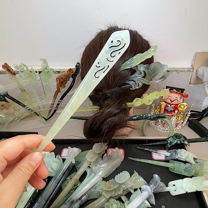 蛇纹石玉合金发饰窗花