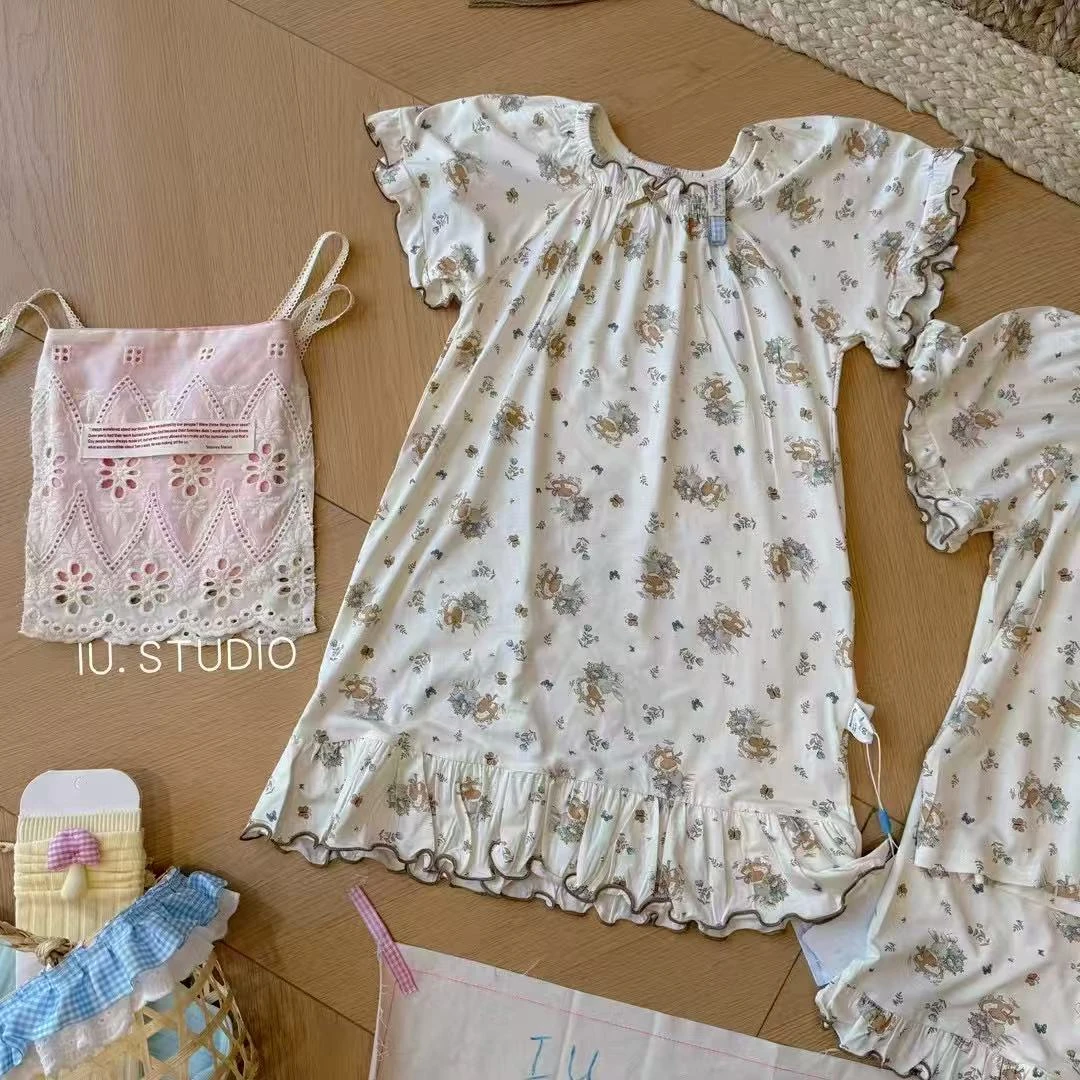 T4-7。3357 IU家儿童家居服花束小兔公主睡裙