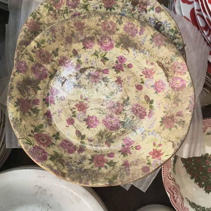 陶瓷盘子碗啥都有