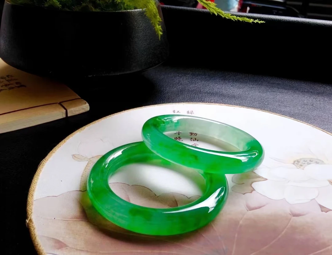 时尚女款精美手镯-非遗手工艺 多样性发货