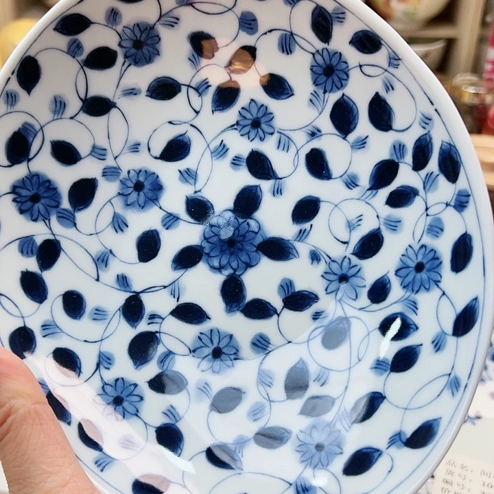 1558888998998898899999