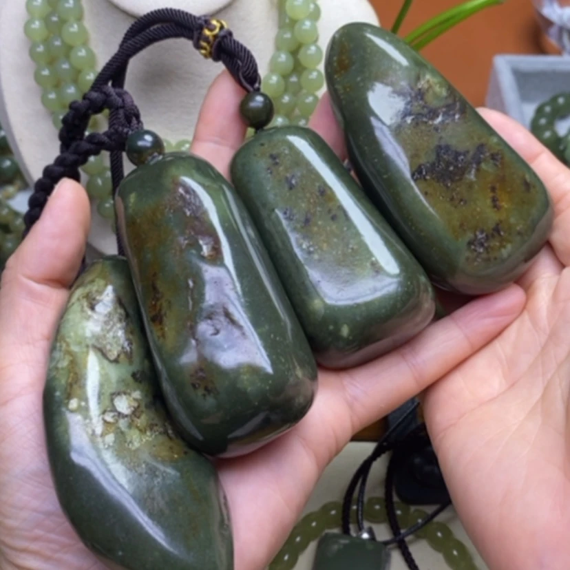 【闪购商品】未镶嵌和田玉把件爱*