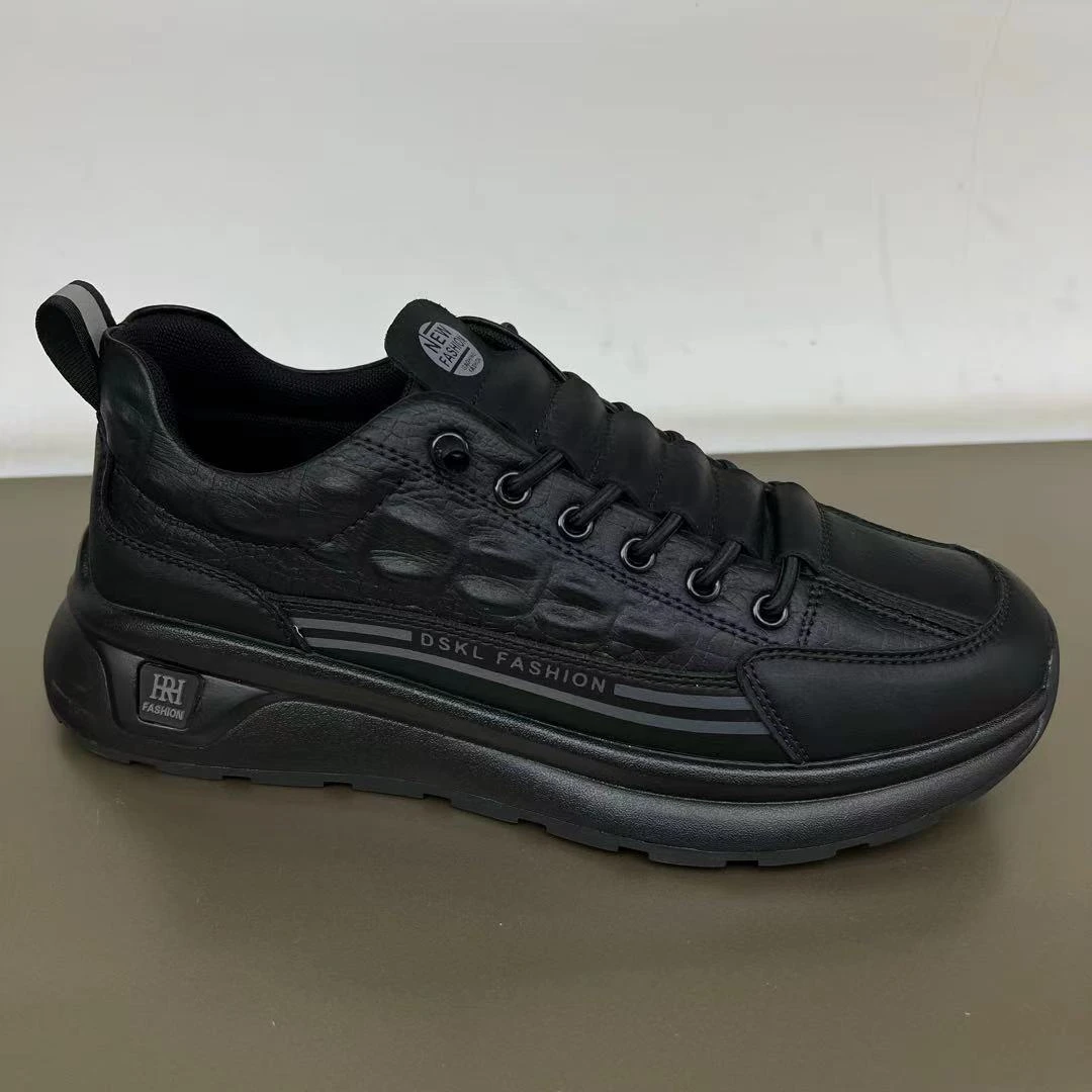 男士秋季皮面运动休闲鞋透气休闲风休闲皮鞋单鞋轻便软底时尚男鞋