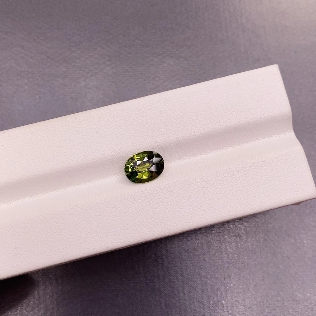 裸石蓝宝石2.21克拉 无烧