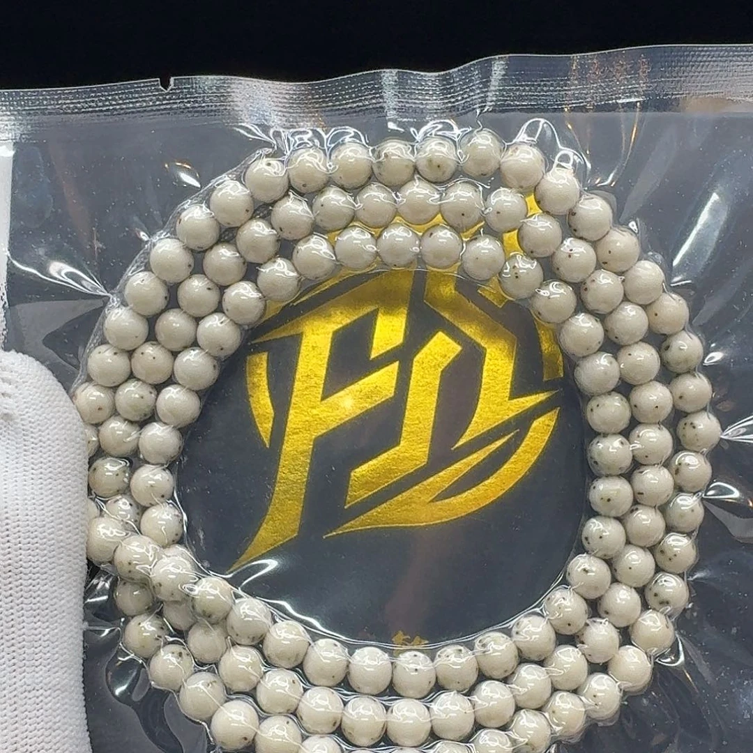 吊坠星月菩提221一物一图冰白绿背通体龙蛋7圆108