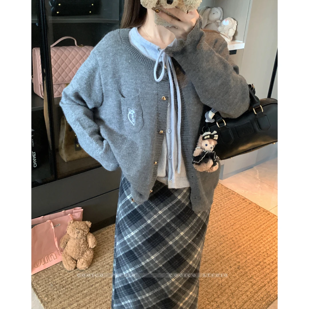【666】秋冬胖mm假两件刺绣针织开衫圆领宽松系带毛衣外套上衣女