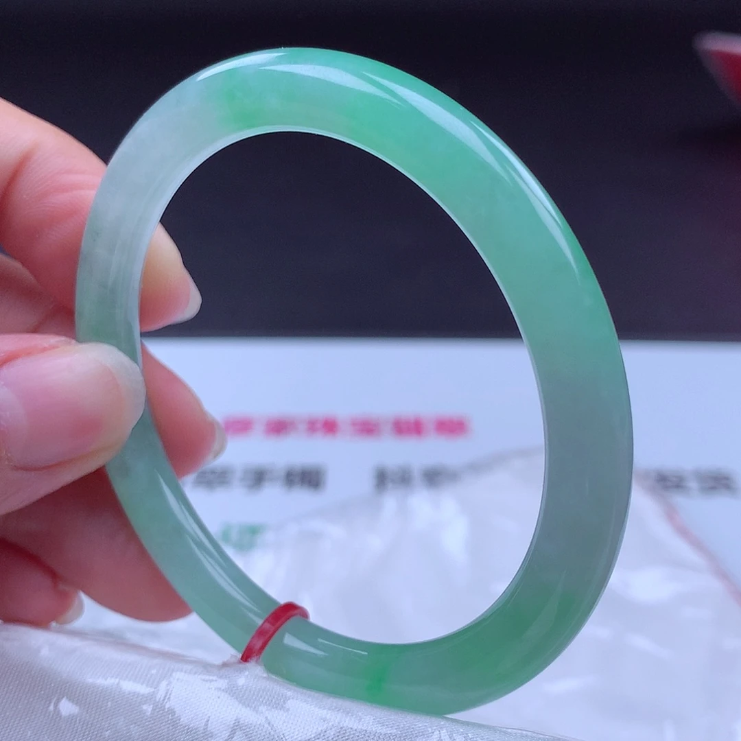 翡翠未镶嵌手镯手镯22013