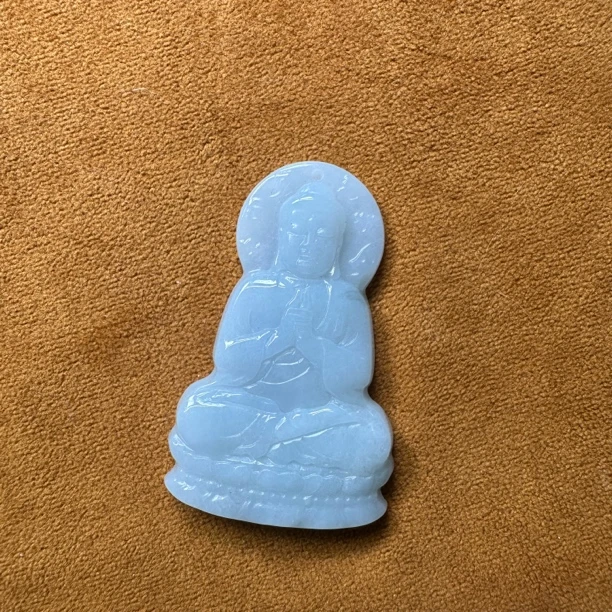 天然缅甸翡翠a货大日如来