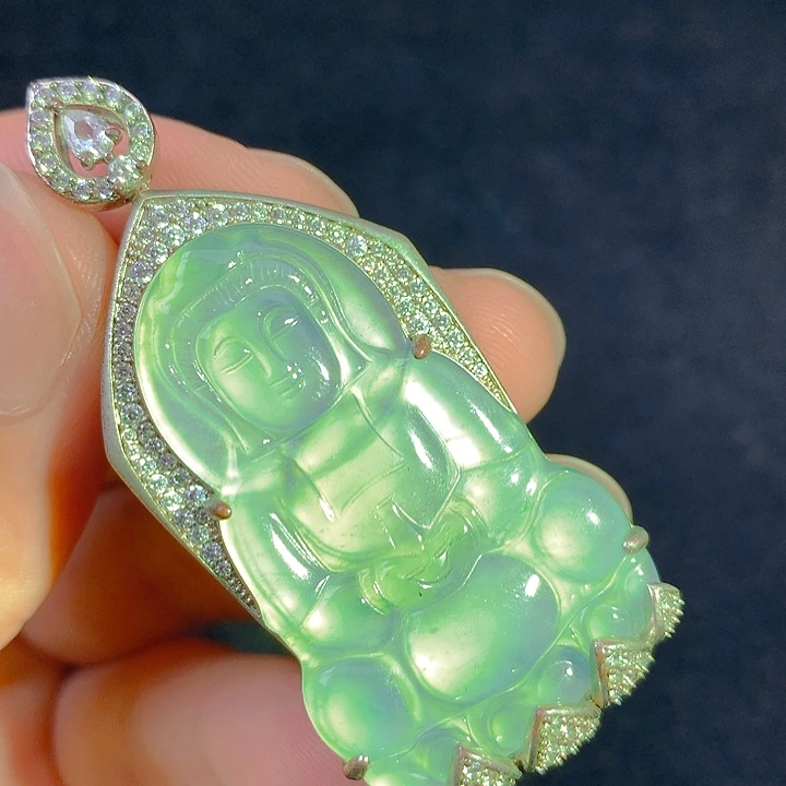 翡翠未镶嵌颈饰翡翠