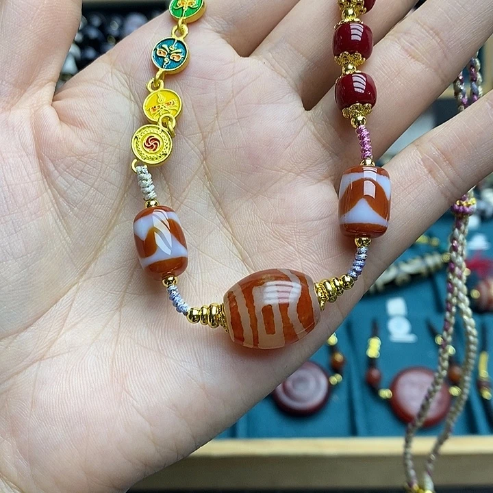玛瑙/玉髓颈饰合金