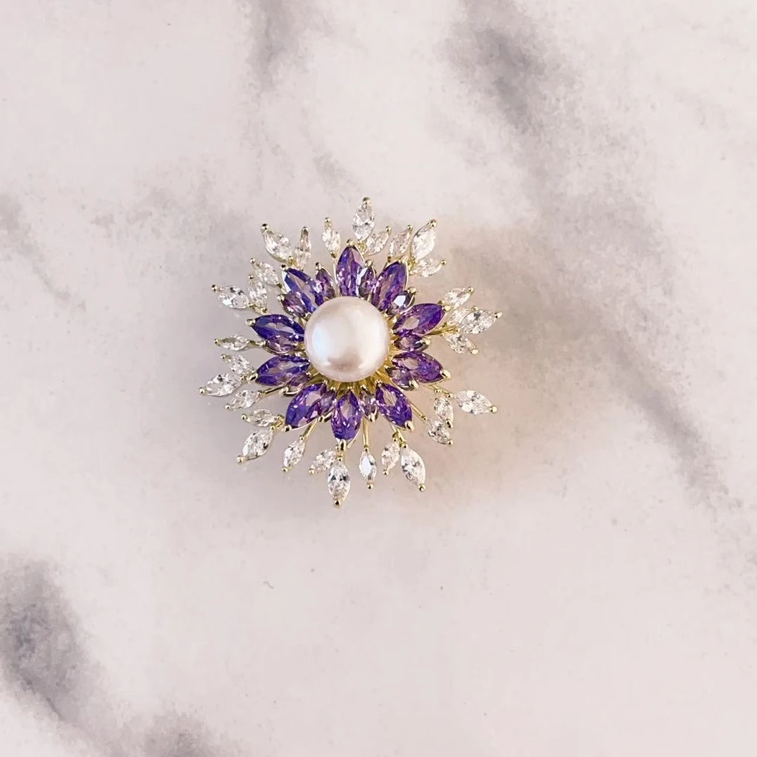 kasiya/卡思雅 铜合金仿水晶胸针 时尚百搭太阳花磁吸胸针