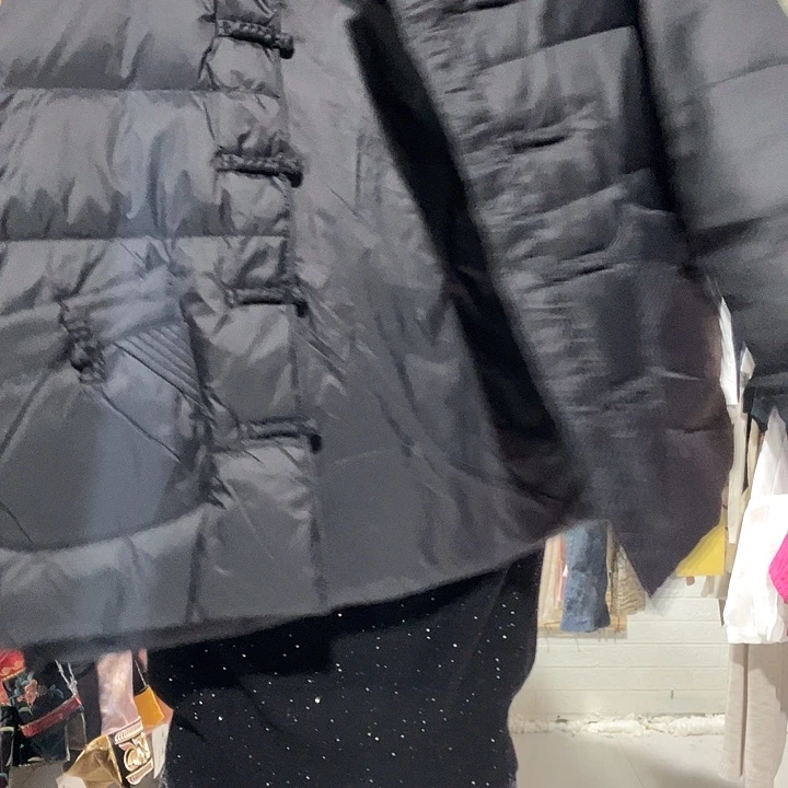 陈***国风款黑色冬装上衣