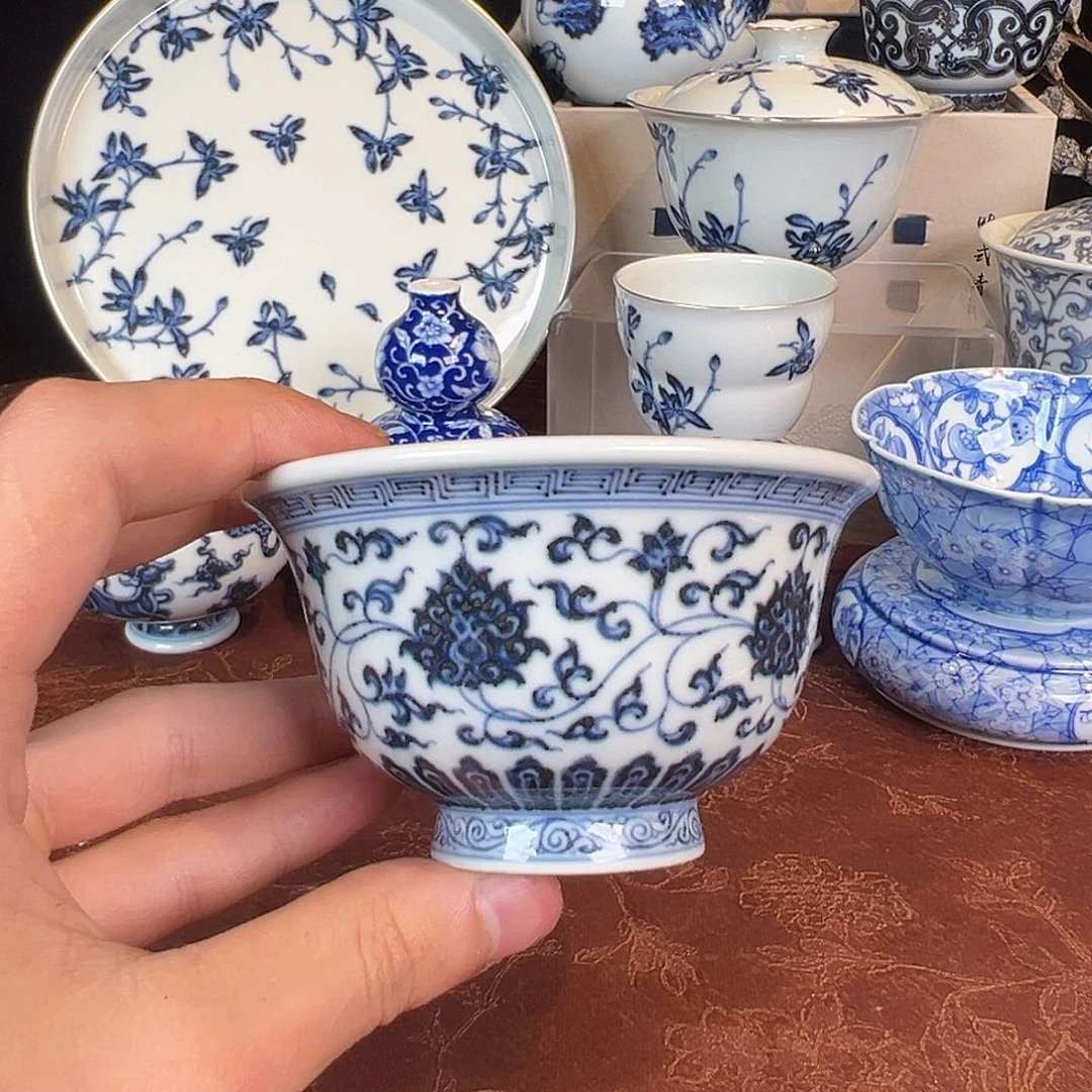 杯子元煦窑缠枝莲压手杯