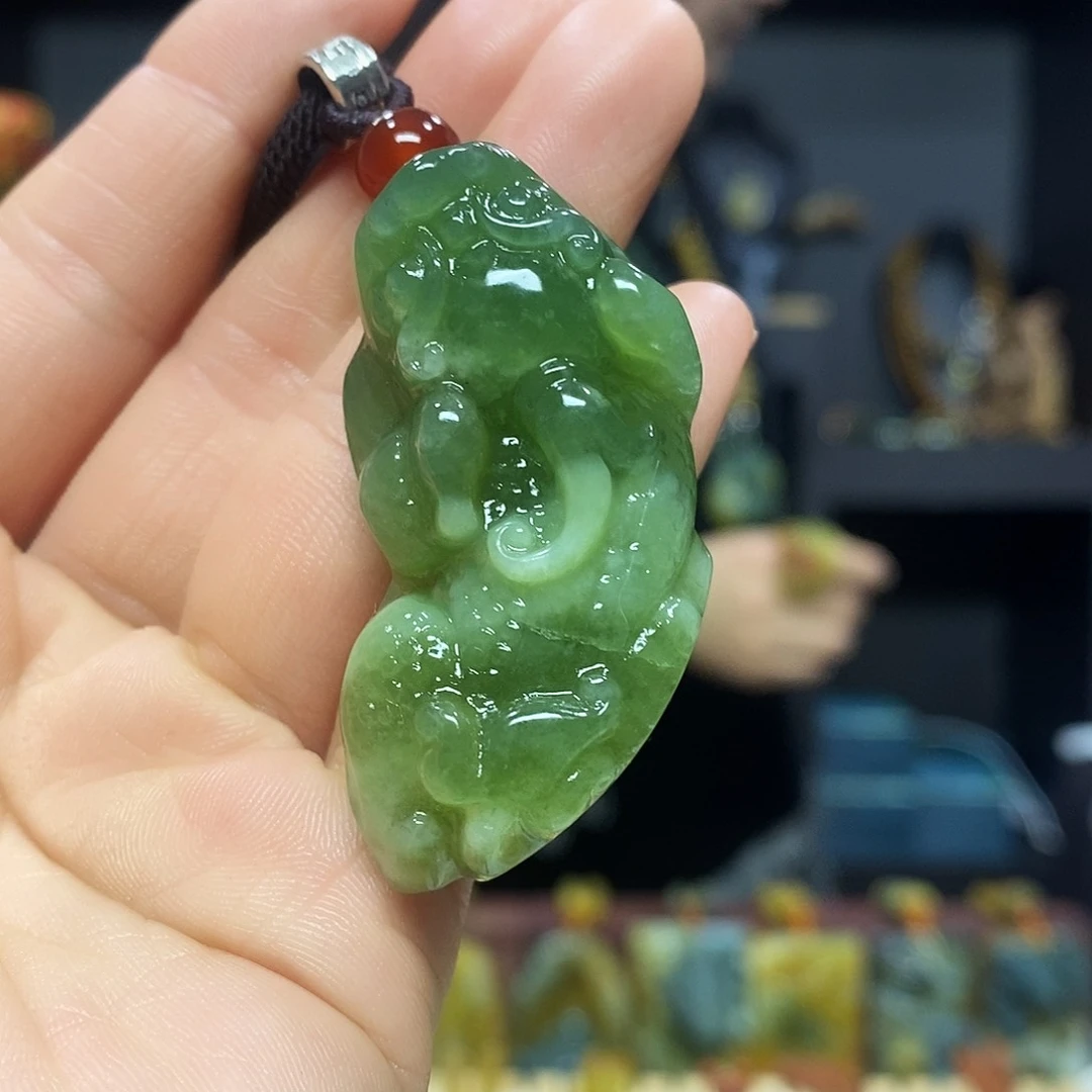 未镶嵌岫玉挂件吊坠