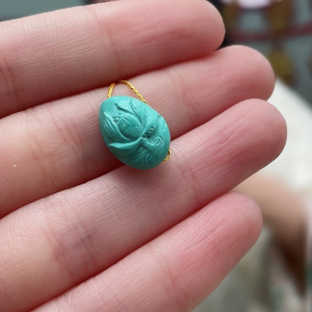 绿松石颈饰未镶嵌