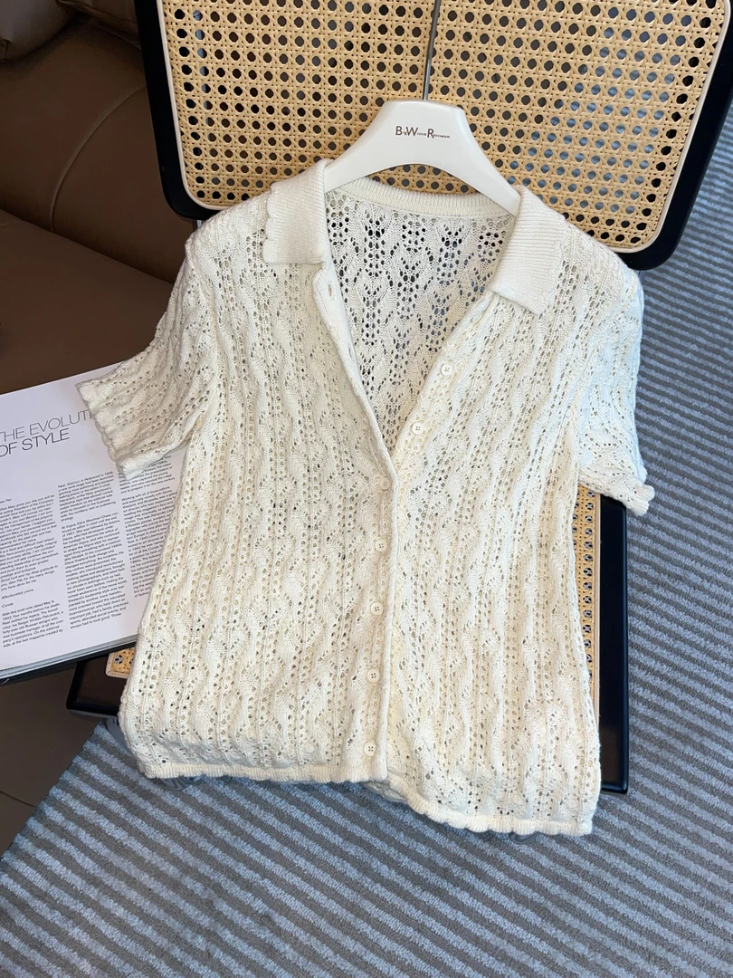 "镂空波纹“显瘦显脸小休闲时尚潮流打底衫D5L221